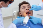 【牙瘡】拆解牙瘡特徵、牙瘡會自己好?牙瘡治療費用一覽